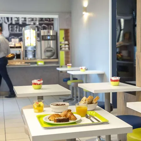 Ibis Budget Sud Отель