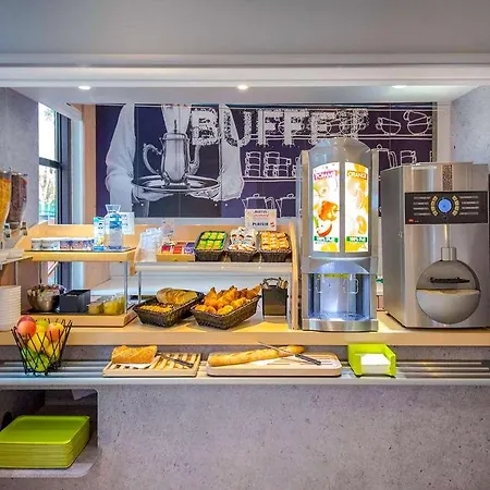 Отель Ibis Budget Sud *
