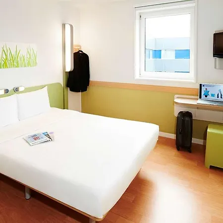 Ibis Budget Sud فندق *